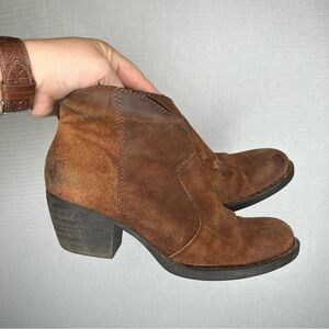 Born | Brown Leather Bootie Heel 8 Woman’s Western‎ Boho